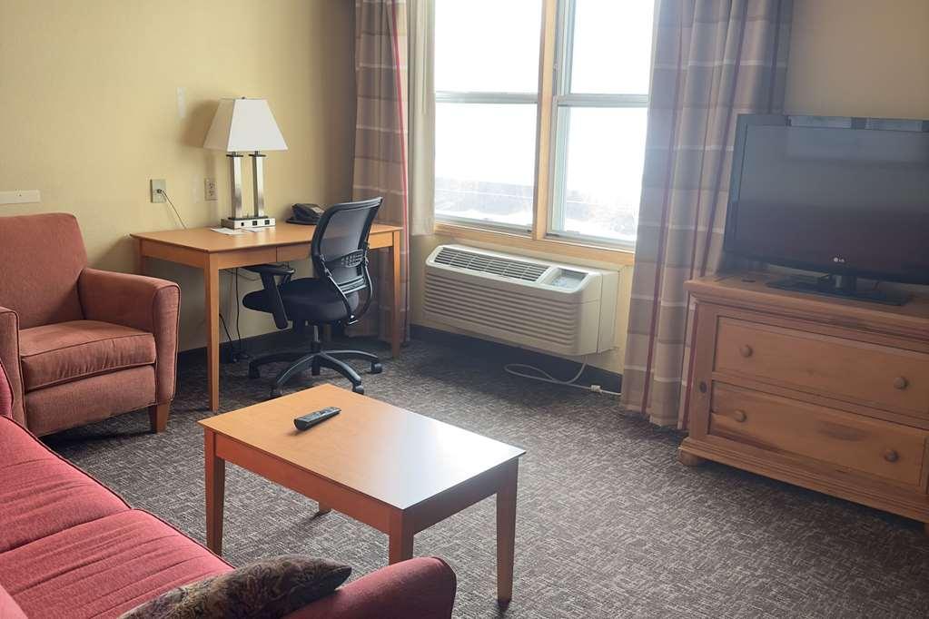Duluth Inn & Suites Near Spirit Mountain Room photo