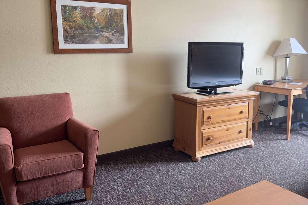 Duluth Inn & Suites Near Spirit Mountain Room photo